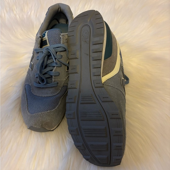 New Balance Casual Sneaker - Picture 5 of 6